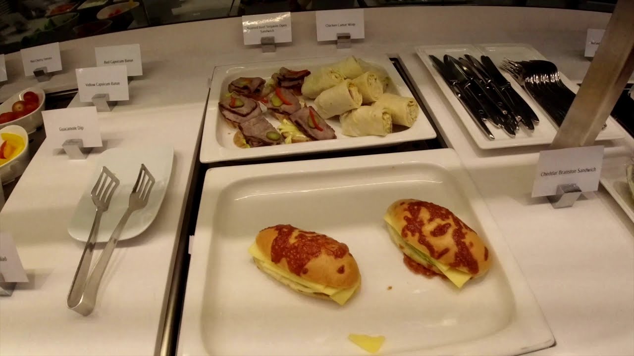 Lufthansa Business Lounge thumbnail
