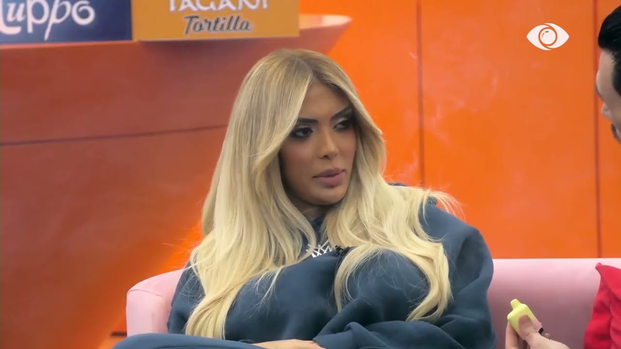 “Ndonjëherë mbetem pa fjalë kur e shoh”/ Kristi i betohet Brikenës: E kam ndjerë…