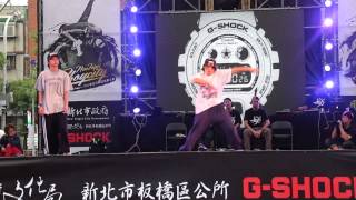 preview picture of video '20131103 女力Bboyworld Asia@New Taipei Bboy City 2013 HIP HOP New Age BEST8 Kyoka(JPN) vs Mao(JPN)'