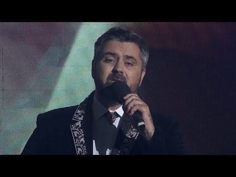 Nazlı nazlı