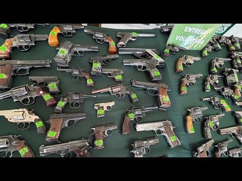 Carabineros de Arica realizan campaña de entrega de armas voluntaria y anónima