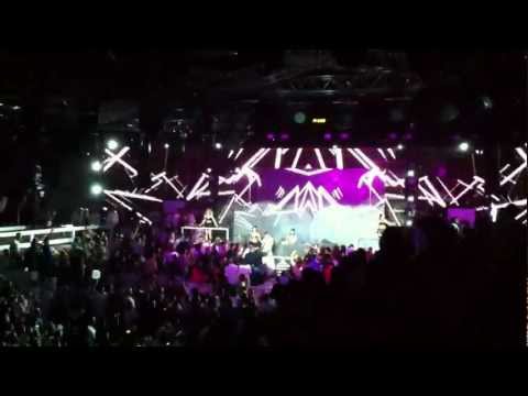 Manual Moore performing live @ White Club Beirut 2011