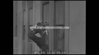 Un laveur de vitres à New York - 1945