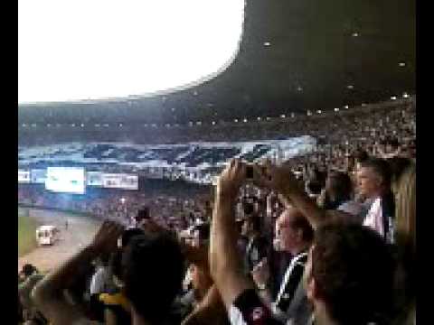 Atlético 2 x 0 Ipatinga 02/04/10 Bandeirão Galo e Galoucura