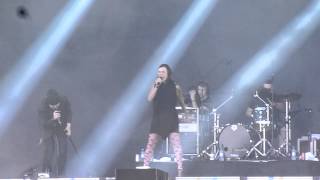Happoradio- Elefantti Feat. Mira Luoti (clip) LIVE at RUISROCK 2014