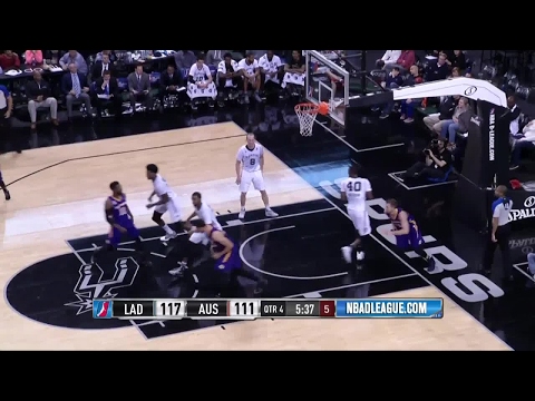 Highlights: Travis Wear (12 points)  vs. the Spurs, 2/2/2017