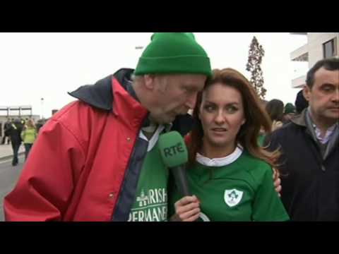Mairead Farrell meets  Welsh rugby fans