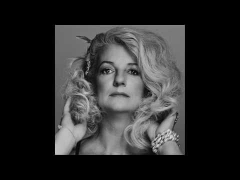 Little Big Sea - 5 Days, 5 Years (Official Video)