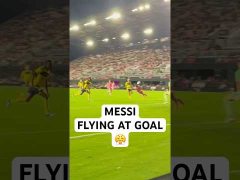 POV: Messi FLYING HEADER!!💥