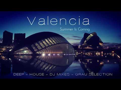 Deep House Mix 2020 · Valencia City · Carlos Grau