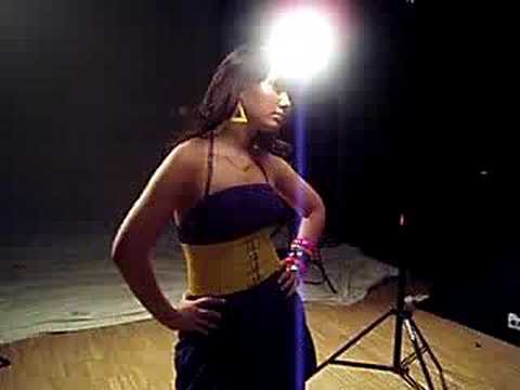 kim leoni photoshoot