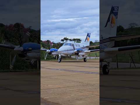 King Air C90 da Polícia Militar de Minas Gerais chegando no aeroporto de Ubá para captação de órgãos