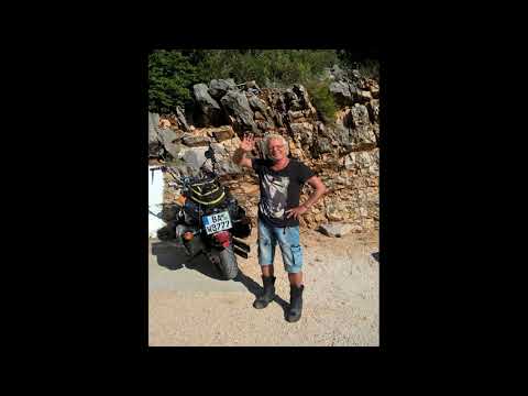 "Elvis ist tot" TRIBUTE to the King 40 years after, in German