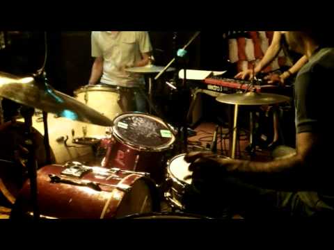 Thee Oh Sees - Live Pappy And Harriet's, Pioneertown CA - 2012-03-08 (complete show)