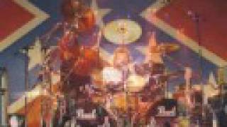 I Know A Little (Live Version) - Lynyrd Skynyrd