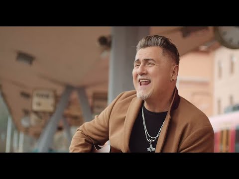 Božidar Wolfand Wolf - Prihajam domov (Official Music Video) 2022