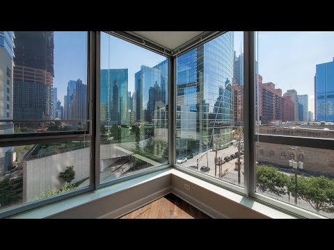 A sunny one-bedroom AA06 near River North and the West Loop at Left Bank A sunny one-bedroom AA06 near River North and the West Loop at Left Bank