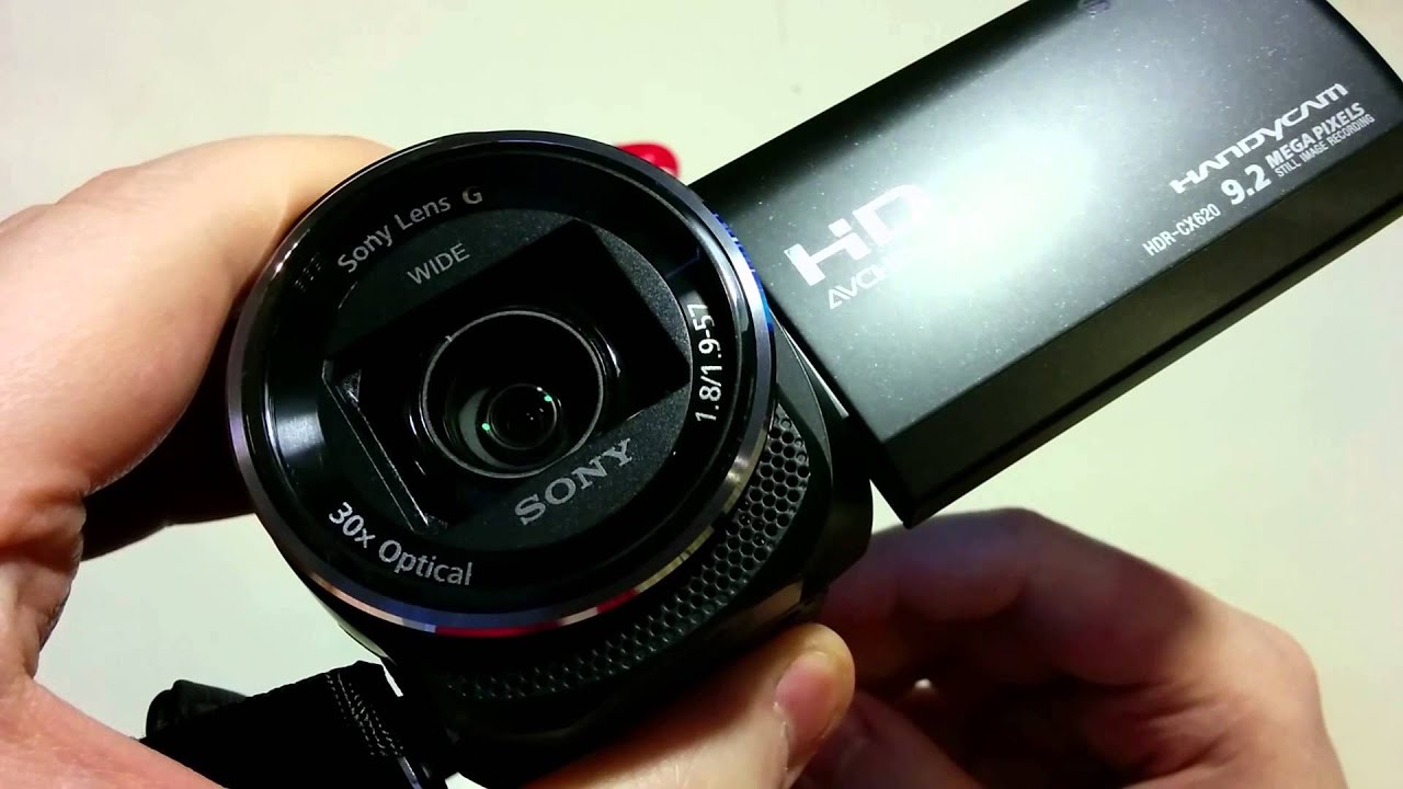 Видеокамера Sony HDR-CX620B