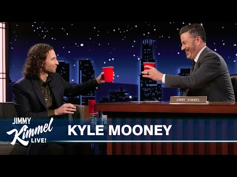 Kyle Mooney on New Y2K Movie, Going into AIM Chatrooms, Being a Dad & His Huge Holiday Announcement