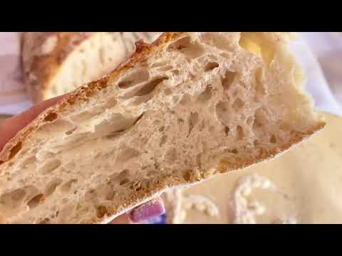 Hogaza de Pan gallego artesano de trigo país