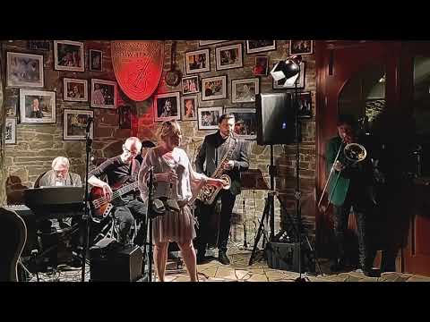 Autumn Leaves - Gosia Markowska & Jazz Roosters