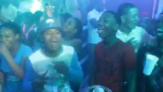 Ceky Viciny El Chupon En Vivo (Ft. El Mayor Clasico)