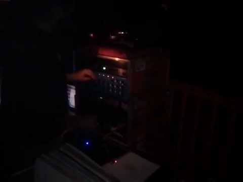 Midnight Resistance hi-fi play Sandeeno @ Dub zone 2013