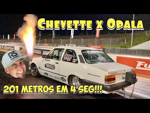 Opala X Chevette Turbão. Temporada 2021 no @autodromofueltech  na TTA e TTB. Ambos na casa dos 4 segundos.