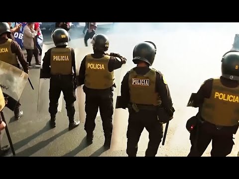Video Thumbnail: Transport workers protest in Peru as crime rates reach new highs
