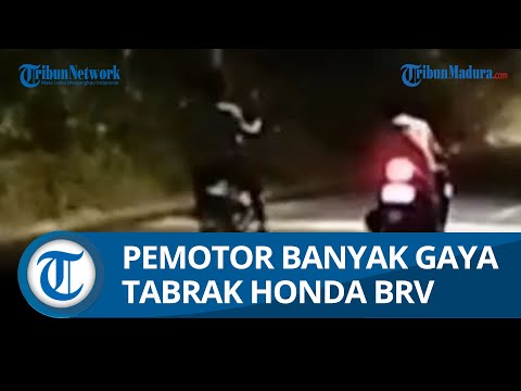 BANYAK GAYA Atraksi Angkat Stang Kemudi, Pembalap Liar Malah Seruduk Honda BRV