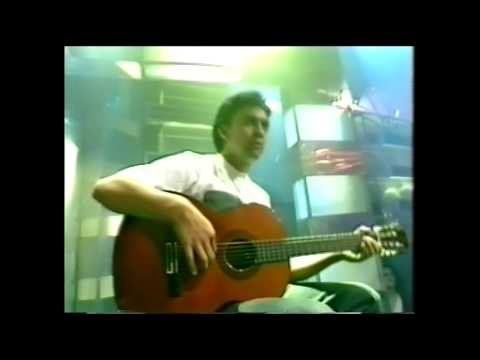 Video thumbnail for Domino Dancing [Top of the Pops - 1988/09/22]