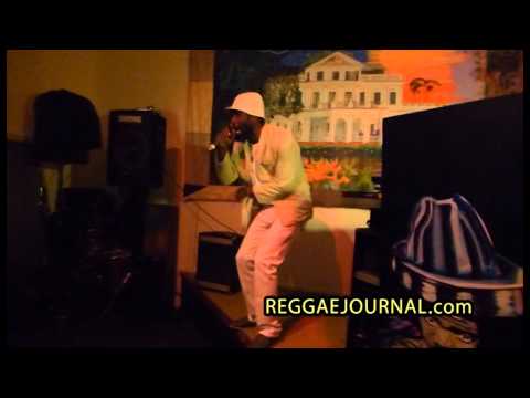 King Lorenzo - Conquered 2014-01-18. Cafe the Zen, Amsterdam, Holland. with Strawl. Riddim Shower