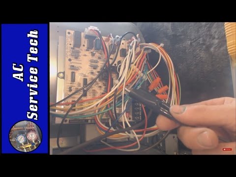 Leaking Refrigerant Replace the Leaky Schrader Valve without Removing the Refrigerant Shown