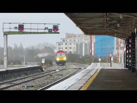 DB class 66 098, passing Taunton on L/E to Exeter St Davids