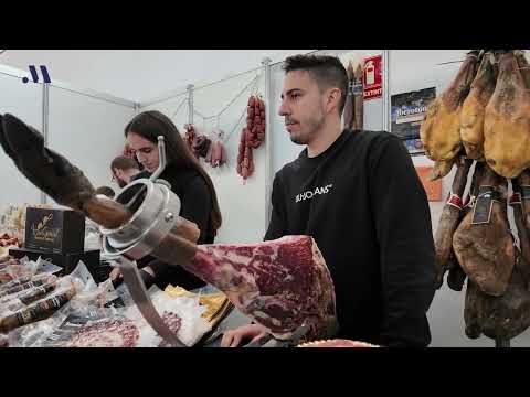 Fiesta de la Chacina (Cold Meat Fair). Benaojn. December. Unique Festival