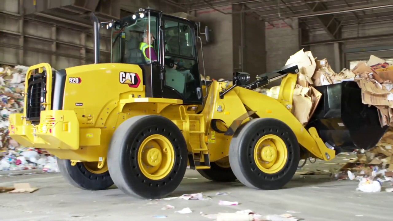 Cat® 910, 914, 920 Compact Wheel Loaders at Work