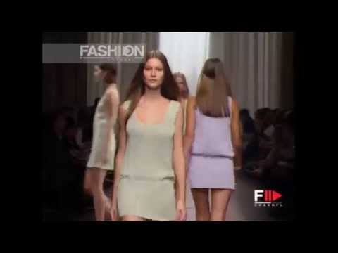 Gisele Bundchen   Byblos Spring Summer 1998