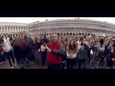FLASHMOB PIAZZA SAN MARCO VENEZIA 9 Novembre 2014