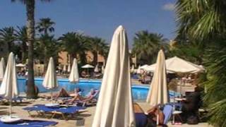 preview picture of video 'Kreta Hotel Aquila Rithymna BeachPool Garten Video Film www.Fella.de'