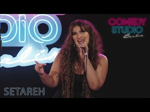 Kommen bei der Sicherheitskontrolle - Setareh | Comedy Studio Berlin