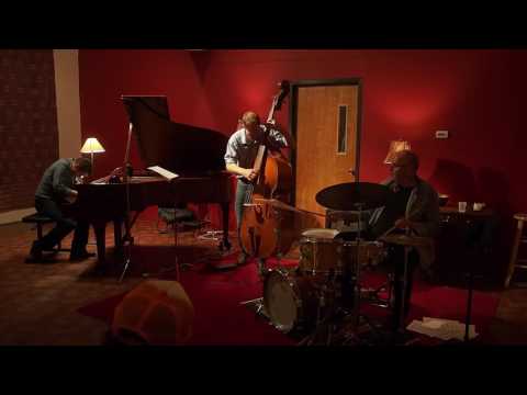 Pandelis Karayorgis Trio, Entanglement