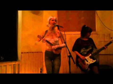 Alfred's Donut Heart - Flirtaholics Anonymous (live in Leipzig)