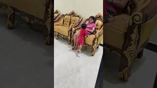 Download lagu The beautiful girl in Zefa's House, who is she? mp3