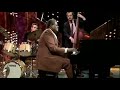 Charlie - Oscar Peterson Trio (1980)