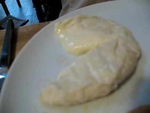 the flow of the Saint Marcellin cheese