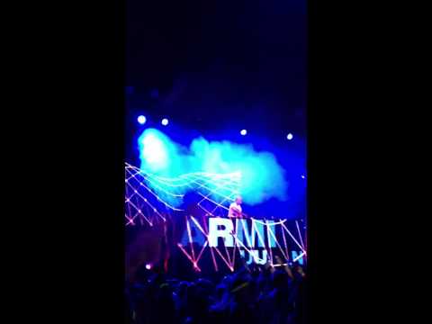 Armin drops Yuri Kane - Right Back at DC Armory