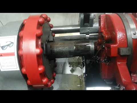 Pipe And Bolt Threading Machine