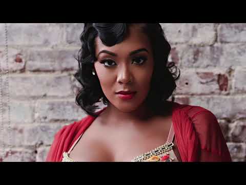 The Ellises: Vlog 029 - Maternity Shoot