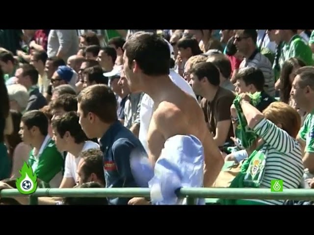 Vídeo relacionado con No Solo Bético - Afición Betis Sudadera con Capucha
