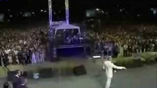 Benny Hinn - Le miracle de Porto Alegre part. 1
